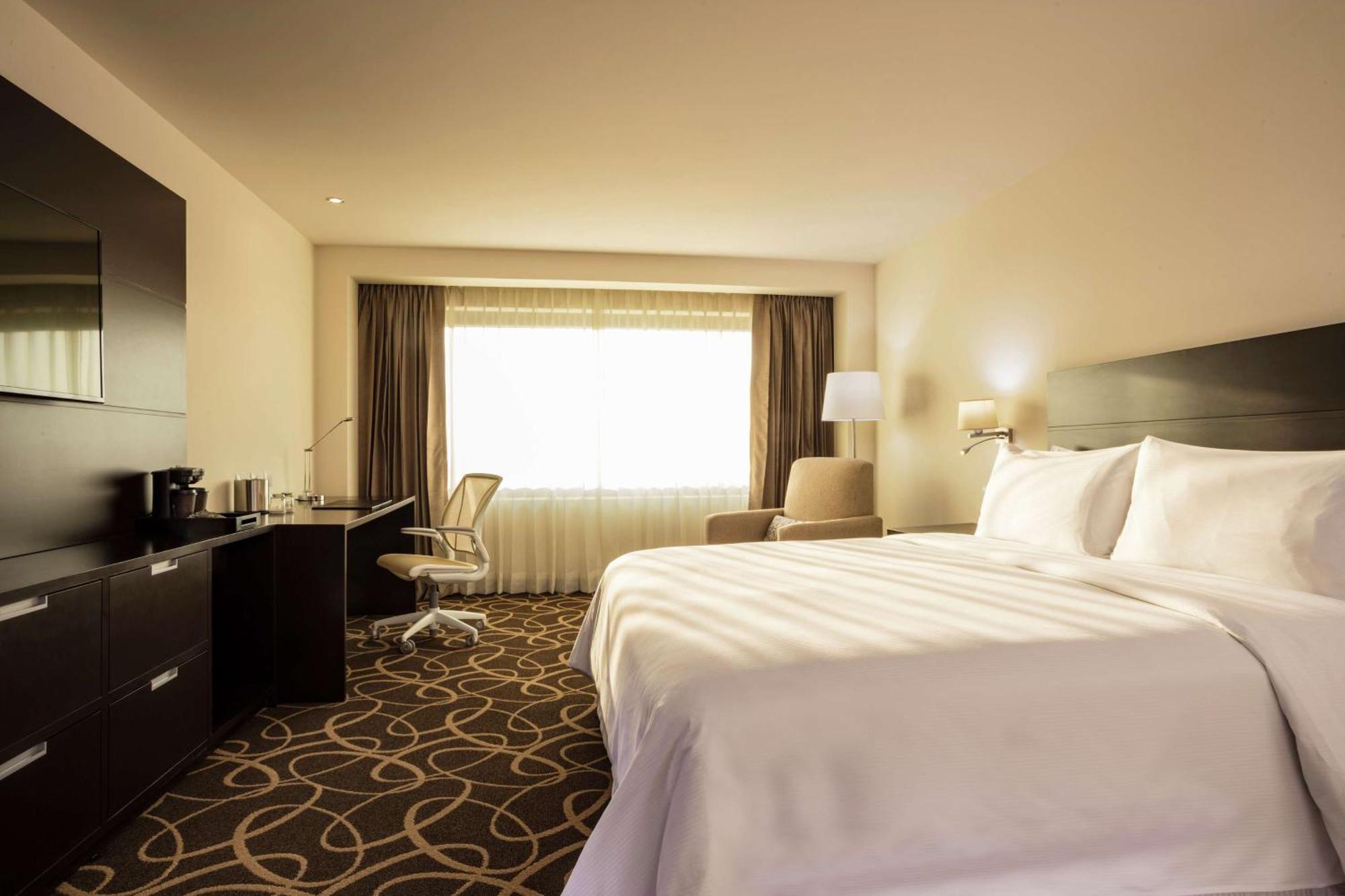 Hotel Doubletree By Hilton Toluca Exterior foto